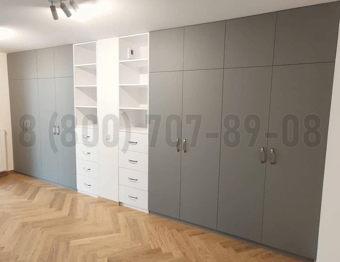 Шкаф серого цвета в Мытищах