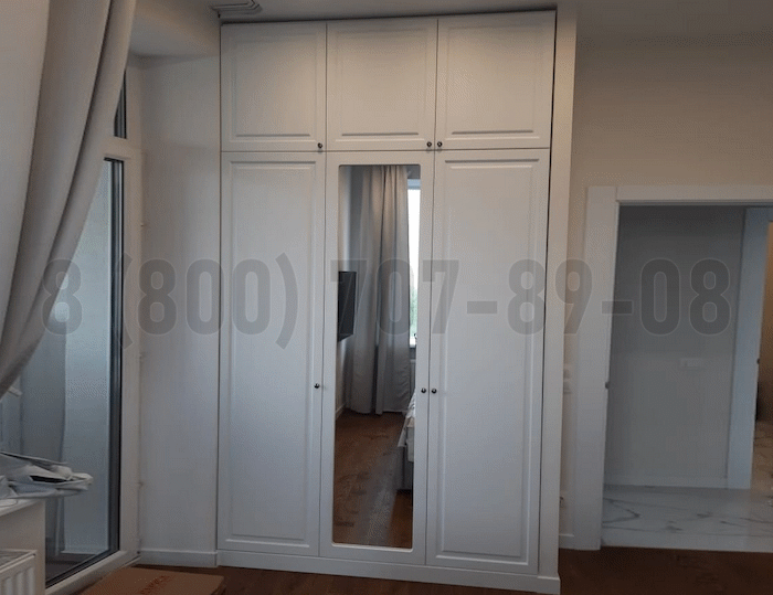 Классический шкаф в Мытищах